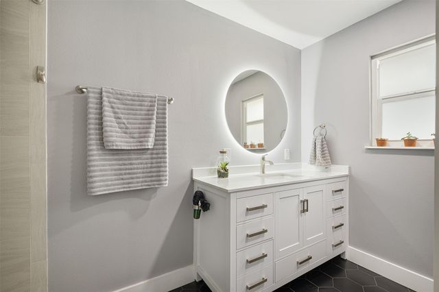 13516 Caldwell DR, Austin, TX 78750