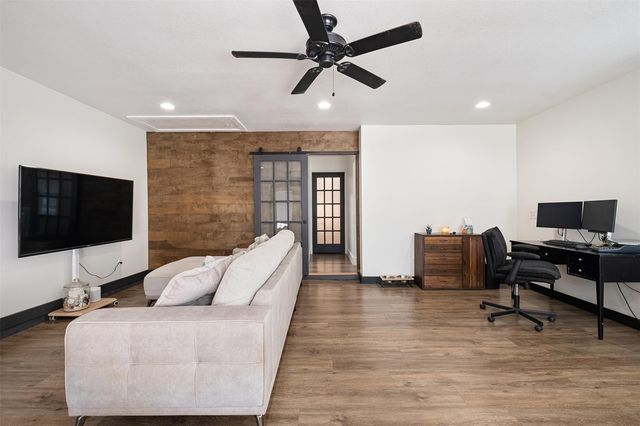 13516 Caldwell DR, Austin, TX 78750