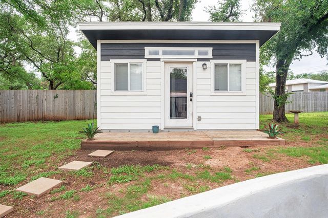 13516 Caldwell DR, Austin, TX 78750