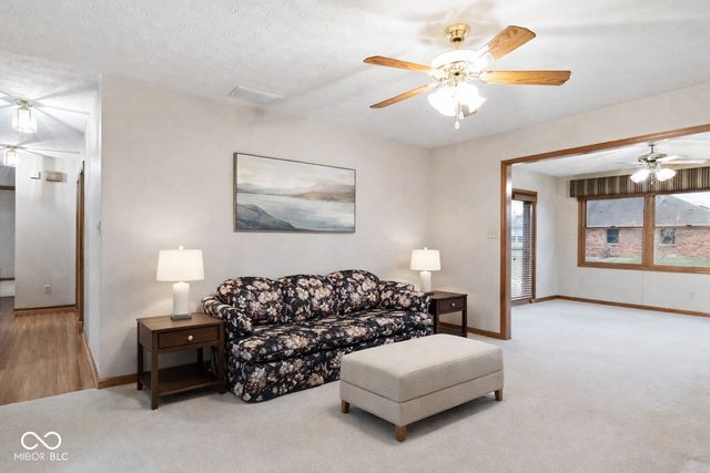 1027 Plum Street, Brownsburg, IN 46112