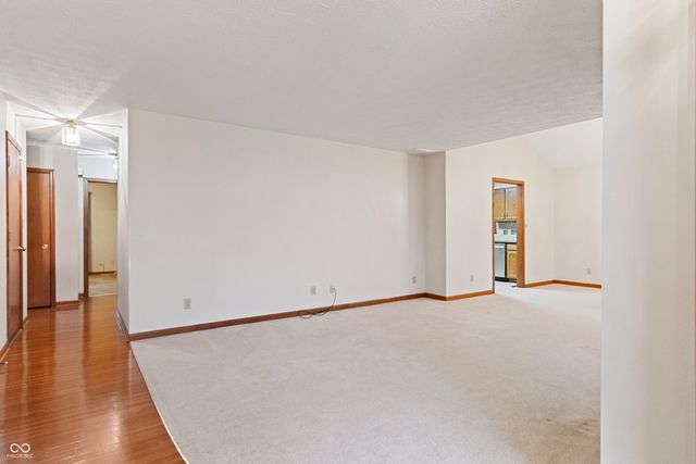 1027 Plum Street, Brownsburg, IN 46112