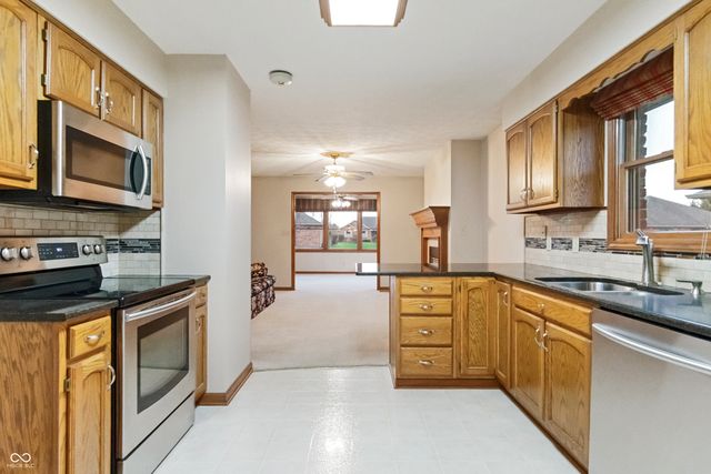 1027 Plum Street, Brownsburg, IN 46112