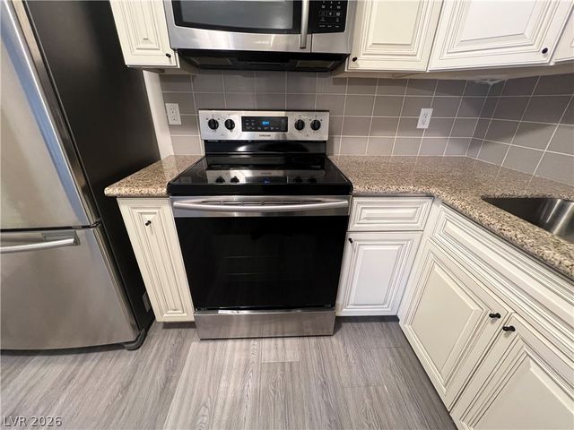 3450 Erva Street 238, Las Vegas, NV 89117