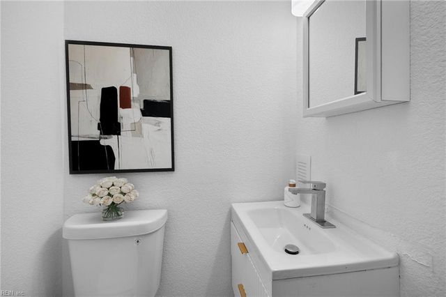 417 Hollywood AVE, Suffolk, VA 23434