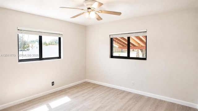 6701 Pershing St, Hollywood, FL 33024