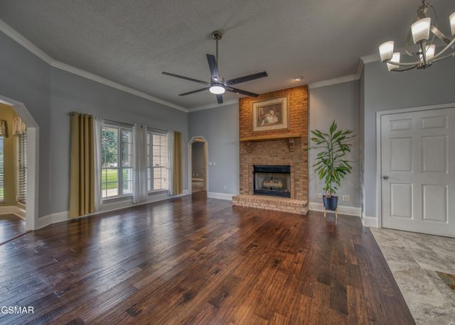 1833 Edward Drive, Sevierville, TN 37876