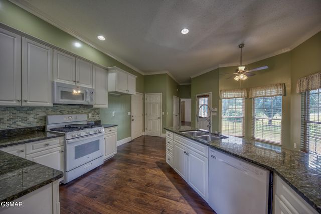 1833 Edward Drive, Sevierville, TN 37876
