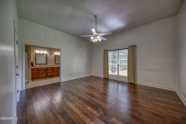 1833 Edward Drive, Sevierville, TN 37876