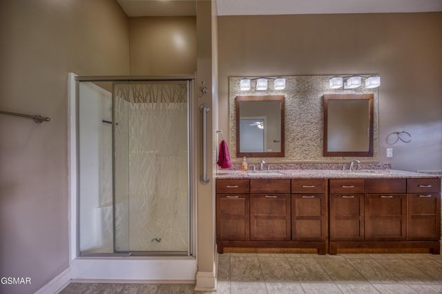 1833 Edward Drive, Sevierville, TN 37876