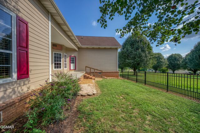 1833 Edward Drive, Sevierville, TN 37876