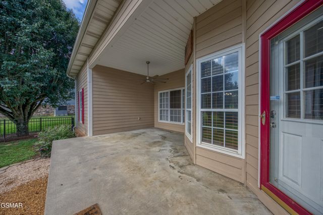 1833 Edward Drive, Sevierville, TN 37876