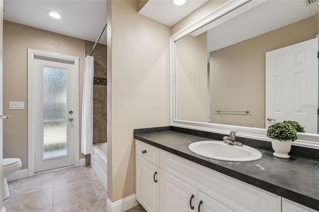 1566 CARRINGTON AVENUE, Winter Springs, FL 32708