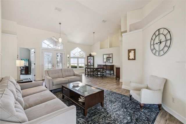 1566 CARRINGTON AVENUE, Winter Springs, FL 32708