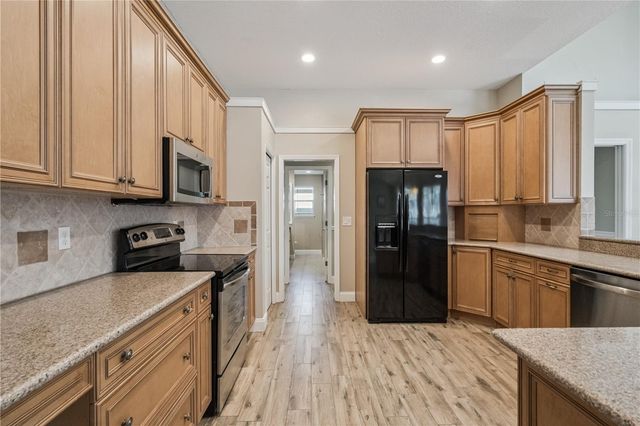 1566 CARRINGTON AVENUE, Winter Springs, FL 32708