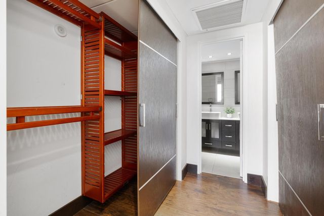 4001 S Ocean Dr 8E, Hollywood, FL 33019