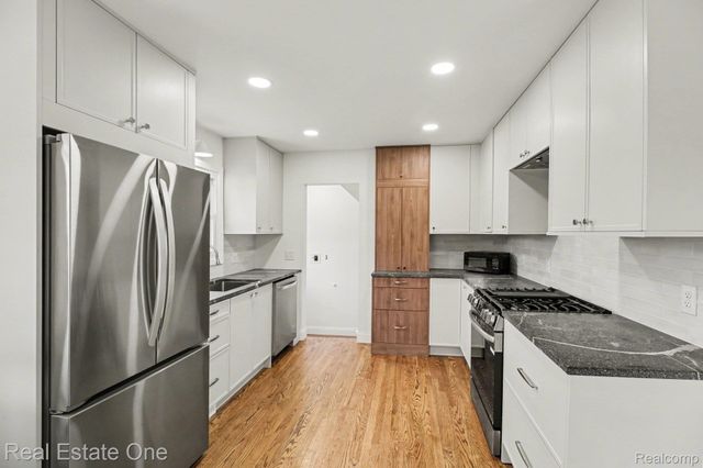 1149 Larkmoor Boulevard, Berkley, MI 48072