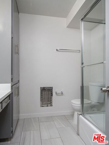450 S LOS ROBLES Avenue 11, Pasadena, CA 91101