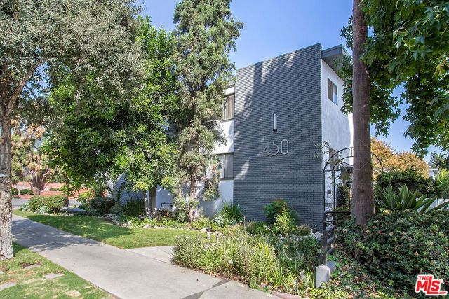 450 S LOS ROBLES Avenue 11, Pasadena, CA 91101