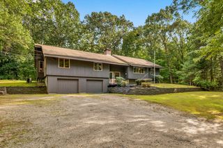 167 Middle St, West Newbury, MA 01985