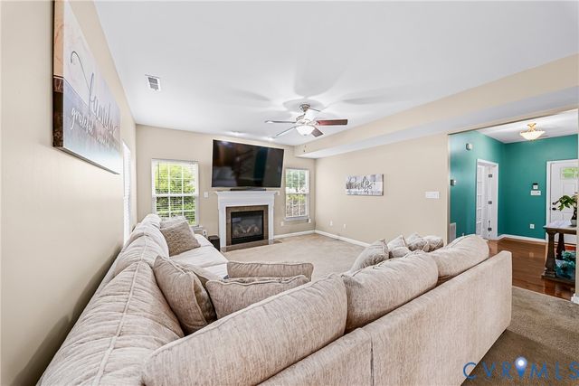 6407 Oak Arbor Dr, Chester, VA 23831