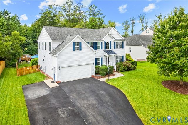 6407 Oak Arbor Dr, Chester, VA 23831