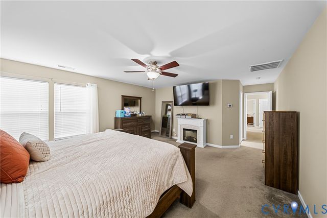 6407 Oak Arbor Dr, Chester, VA 23831