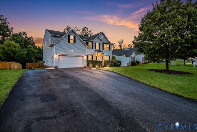 6407 Oak Arbor Dr, Chester, VA 23831