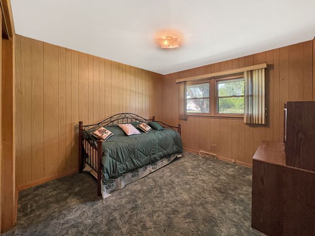 17225 Laflin Avenue, East Hazel Crest, IL 60429