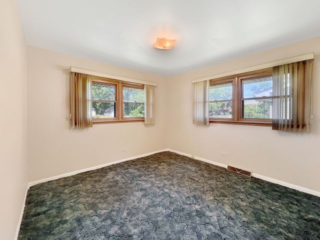 17225 Laflin Avenue, East Hazel Crest, IL 60429
