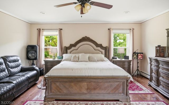 31 Knoble Pl, Hawthorne Boro, NJ 07506