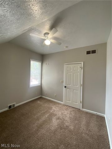 2918 Tampa Avenue, Cleveland, OH 44109
