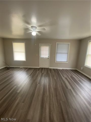 2918 Tampa Avenue, Cleveland, OH 44109