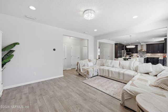 6946 AZALEA GROVE DRIVE, Jacksonville, FL 32258