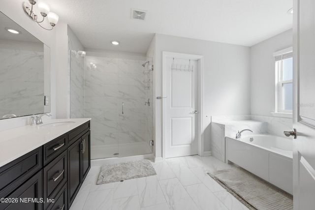 6946 AZALEA GROVE DRIVE, Jacksonville, FL 32258
