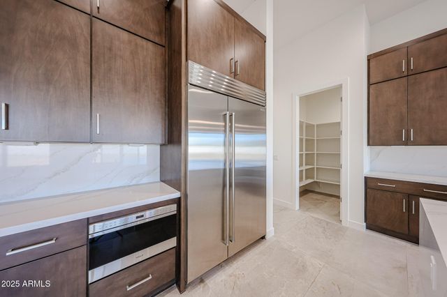 1904 E CREEK CANYON Road, Phoenix, AZ 85086