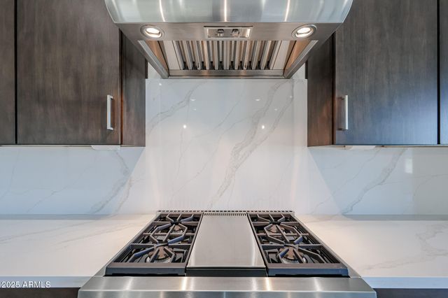 1904 E CREEK CANYON Road, Phoenix, AZ 85086