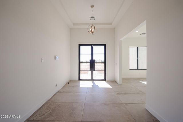 1904 E CREEK CANYON Road, Phoenix, AZ 85086