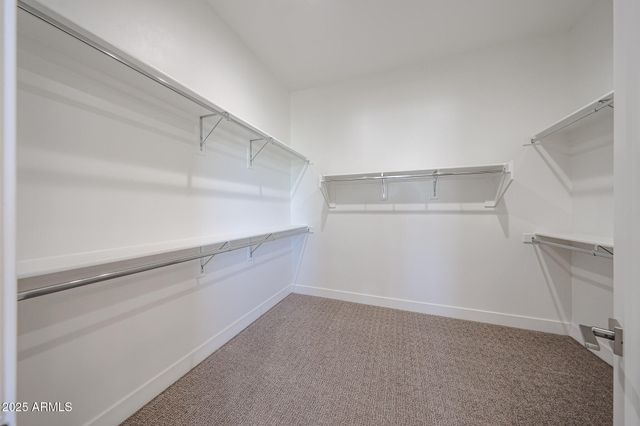 1904 E CREEK CANYON Road, Phoenix, AZ 85086