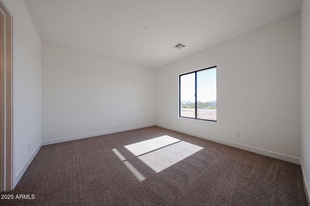 1904 E CREEK CANYON Road, Phoenix, AZ 85086