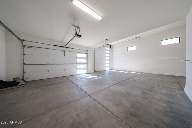 1904 E CREEK CANYON Road, Phoenix, AZ 85086