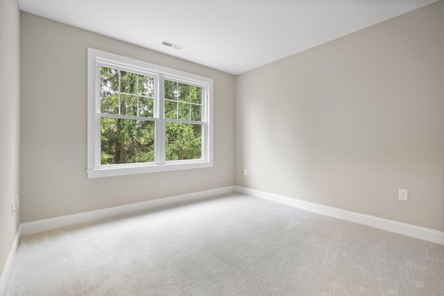 214 A Pembroke Street A, Pembroke, NH 03275