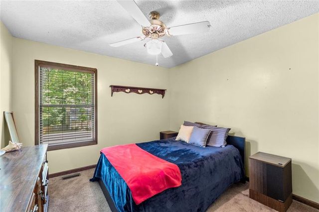 3460 Deerfield Lane NW, Kennesaw, GA 30144
