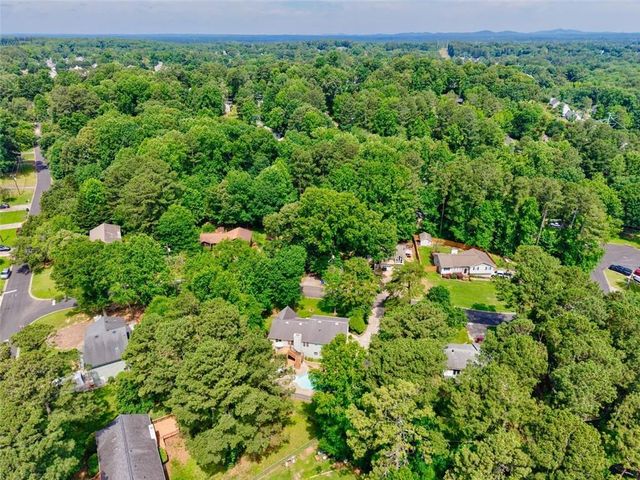 3460 Deerfield Lane NW, Kennesaw, GA 30144