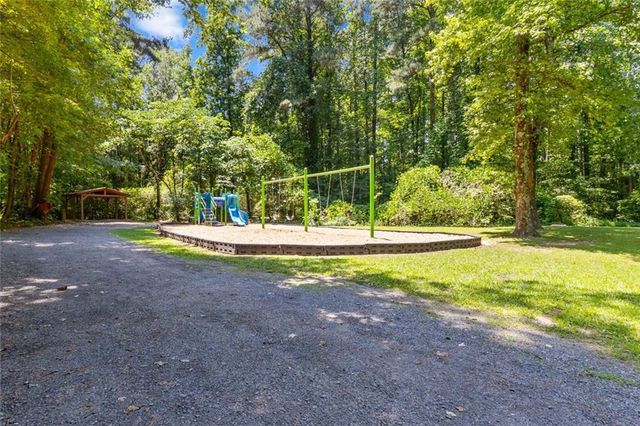 3460 Deerfield Lane NW, Kennesaw, GA 30144