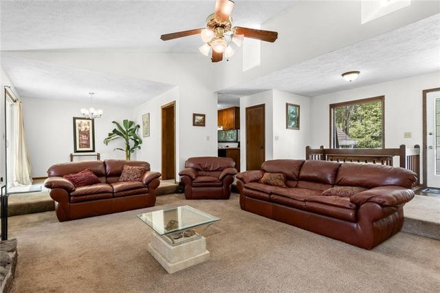 3460 Deerfield Lane NW, Kennesaw, GA 30144