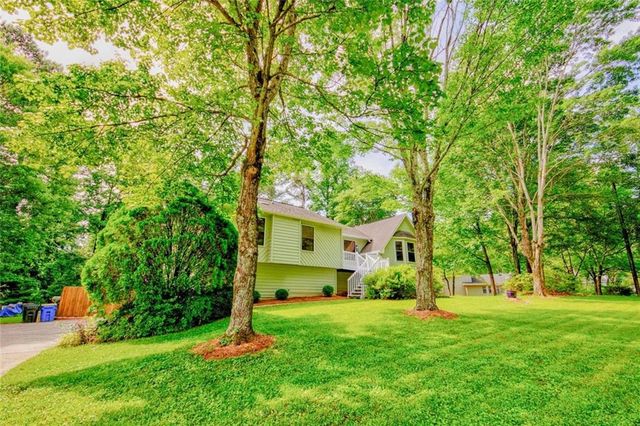 3460 Deerfield Lane NW, Kennesaw, GA 30144