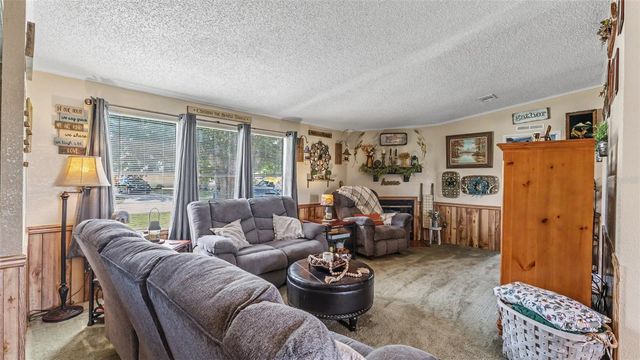 1329 ASHLEE COURT, Auburndale, FL 33823