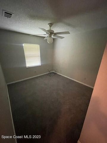 356 Pipit Street NE, Palm Bay, FL 32907