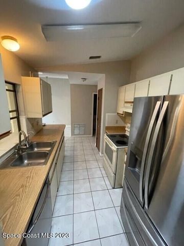 356 Pipit Street NE, Palm Bay, FL 32907