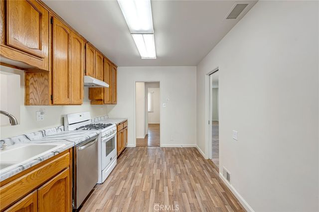 822 W H Street, Ontario, CA 91762